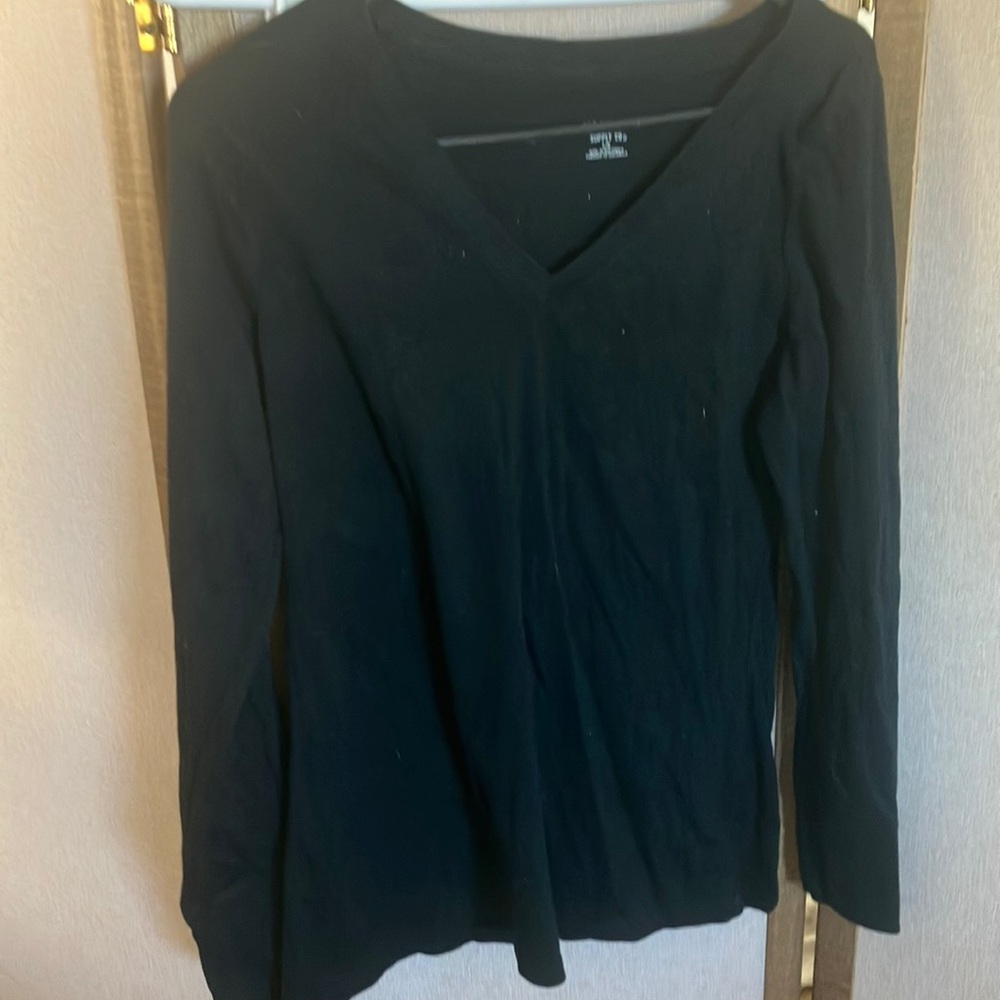 FINAL MARKDOWN Mossimo Black Fitted Long Sleeve tee large